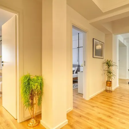 Apartment Historical Center By 4el *